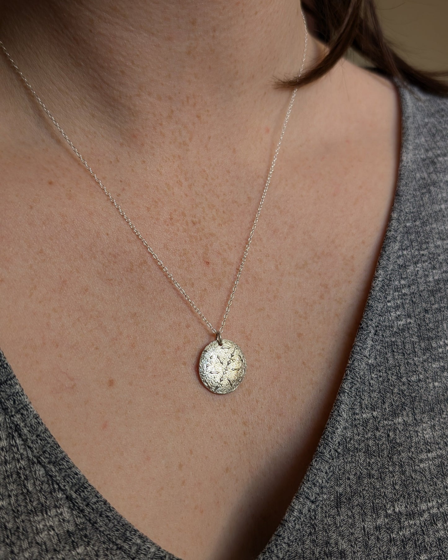 Celtic knot pendant - Solid Silver