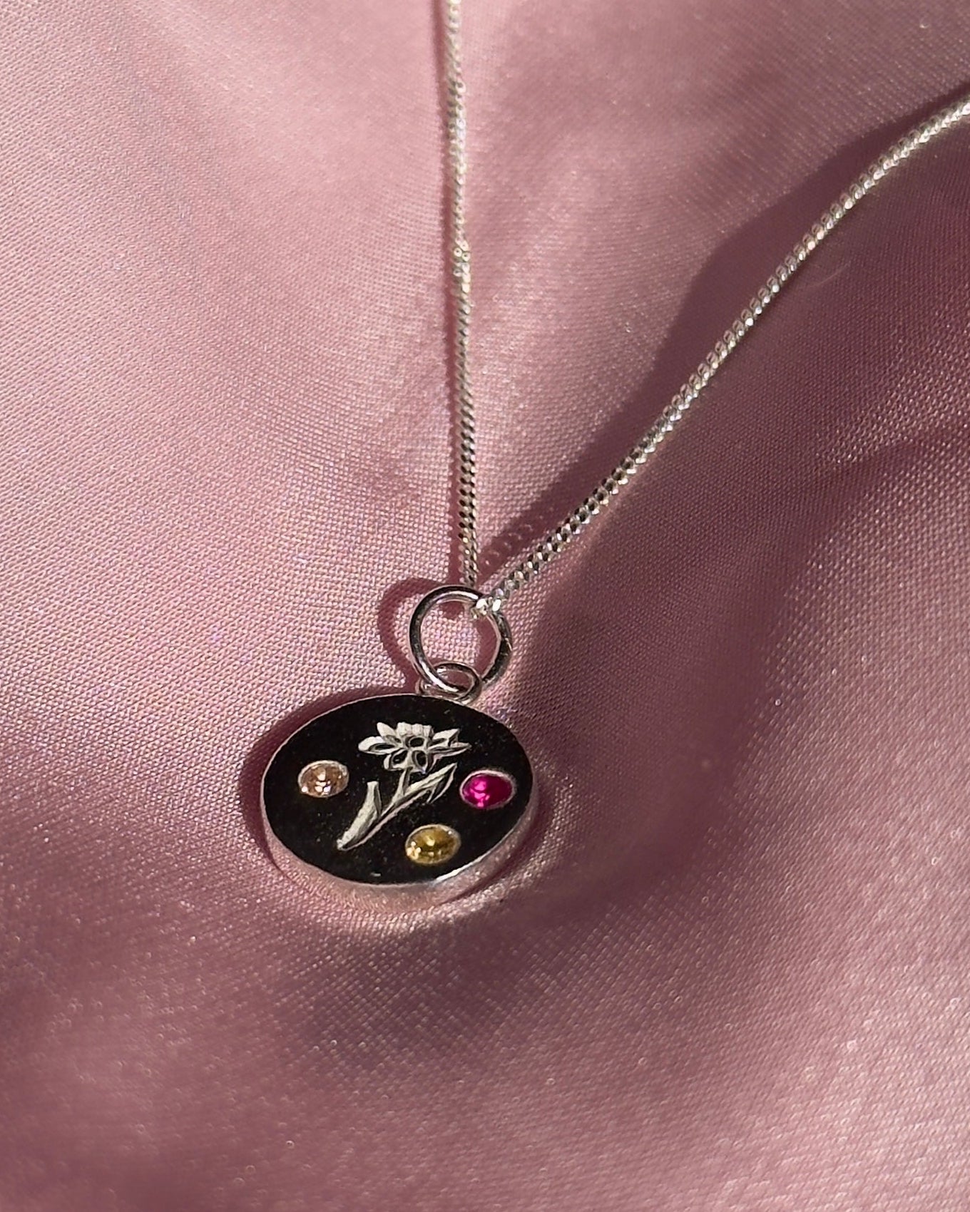 Personalised Mini Welsh Daffodil Necklace - Solid Fine Silver