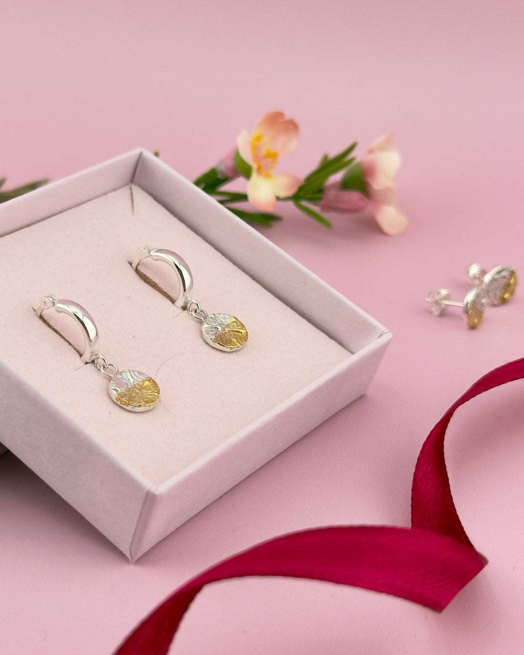 Mixed Metal Celtic Knot Huggie Hoop Earrings - Solid Fine Silver with 24k Gold - Arianwen Jewellery