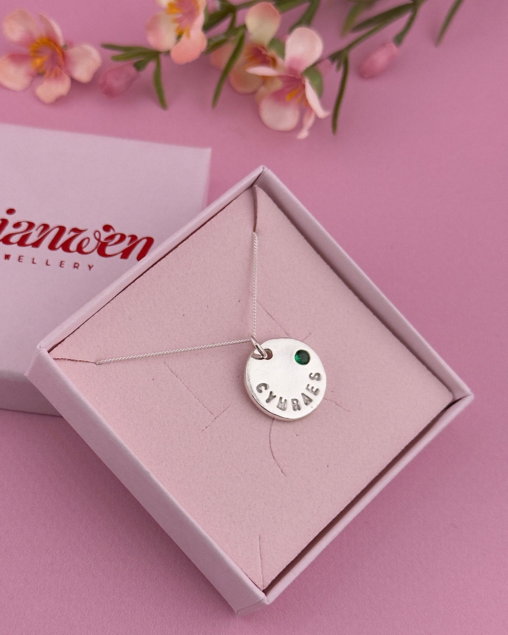Personalised Curved Text Pendant - Solid Fine Silver - Arianwen Jewellery