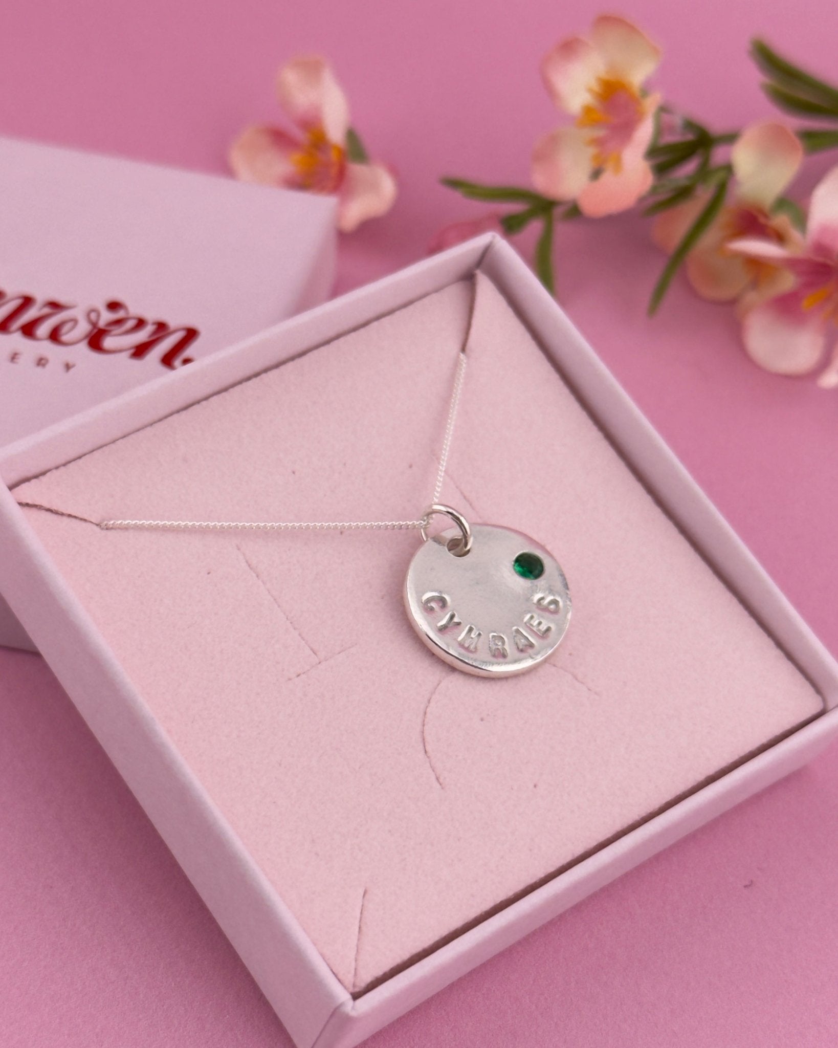 Personalised Curved Text Pendant - Solid Fine Silver - Arianwen Jewellery